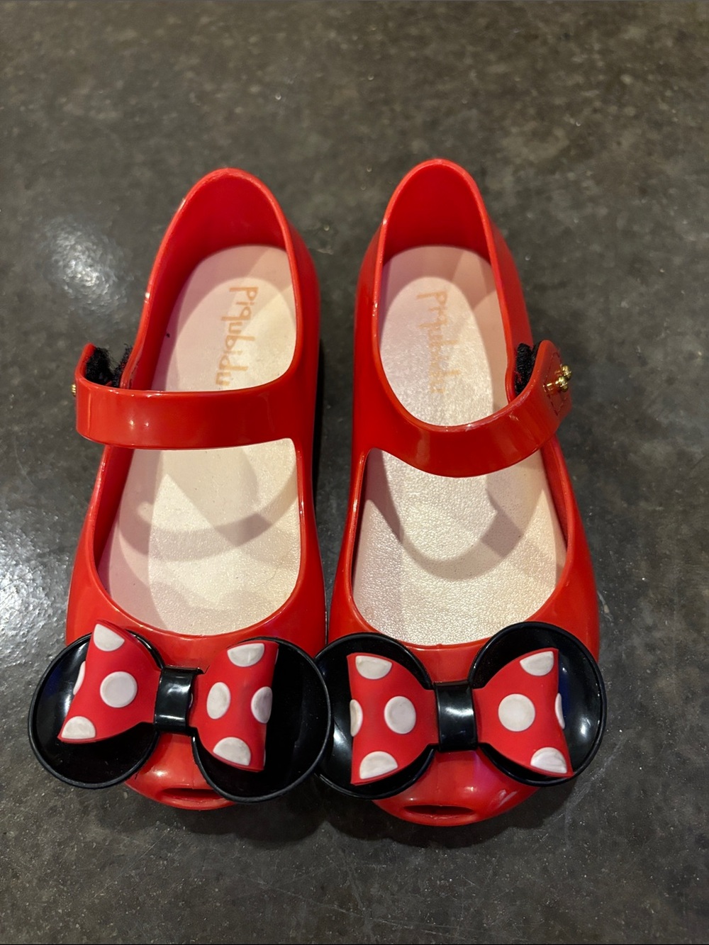 Red Kids Mary Jane Shoes with Bow Accent